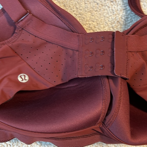 Lululemon Run Times Bra - Picture 3 of 4